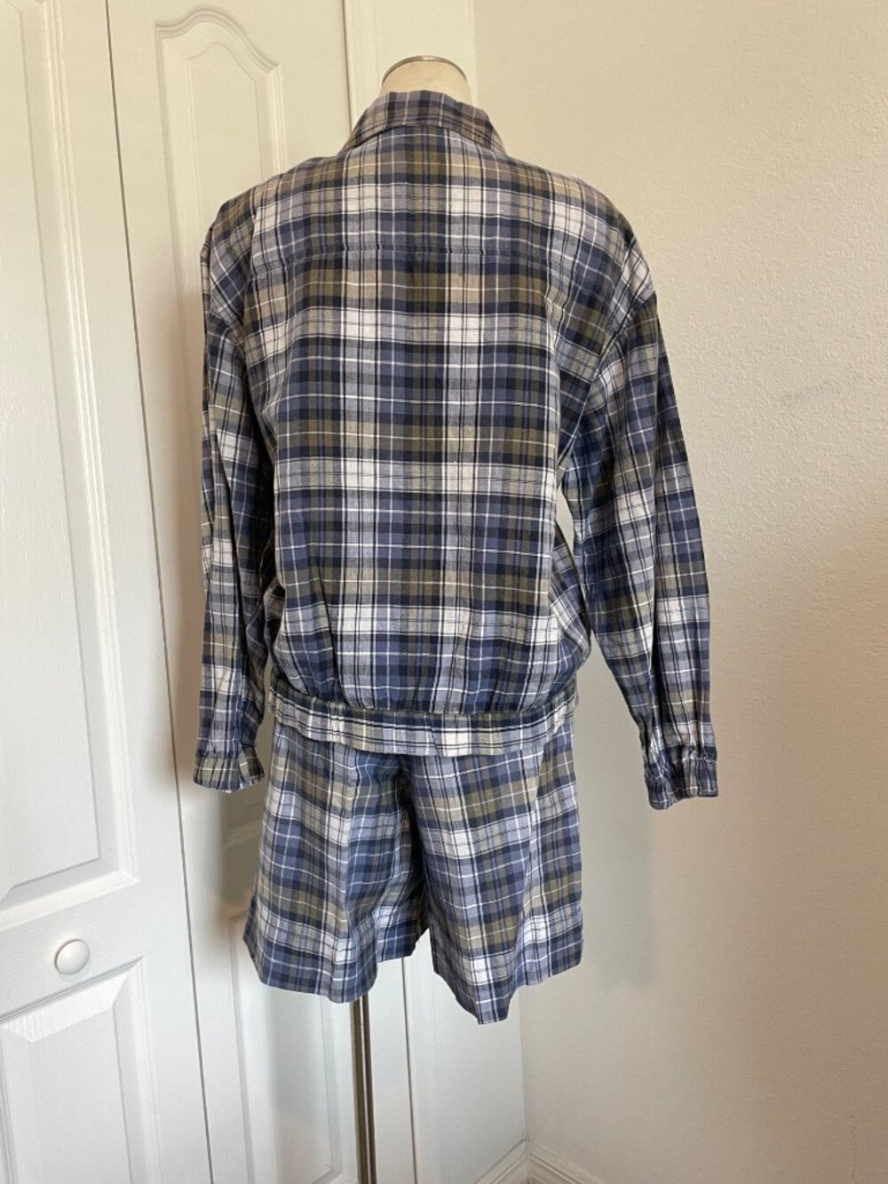 Vintage 90s Bugle Boy Blue Plaid Woman’s Jacket + Shorts 2-Piece Set Size S/6 - Picture 8 of 16